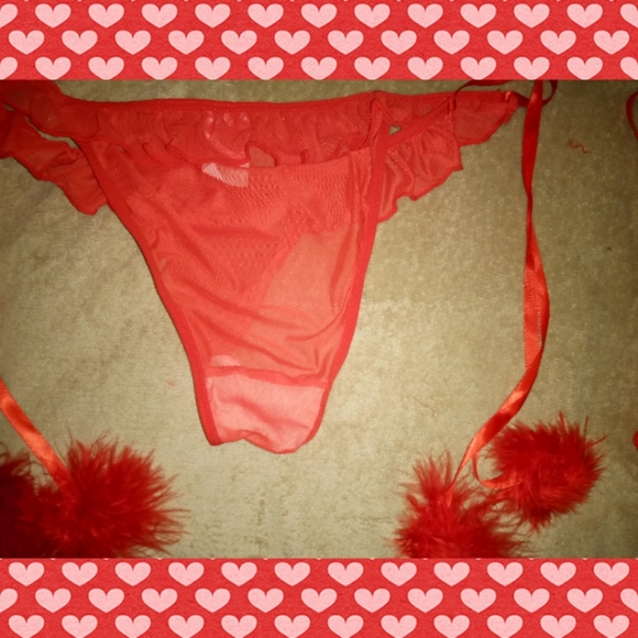 Mesh Ruffle Lingerie Set - Picture 5 of 7